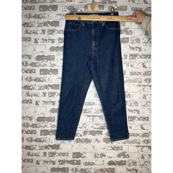 Levi’s | women high waisted mom jeans denim - Picture 6 of 8